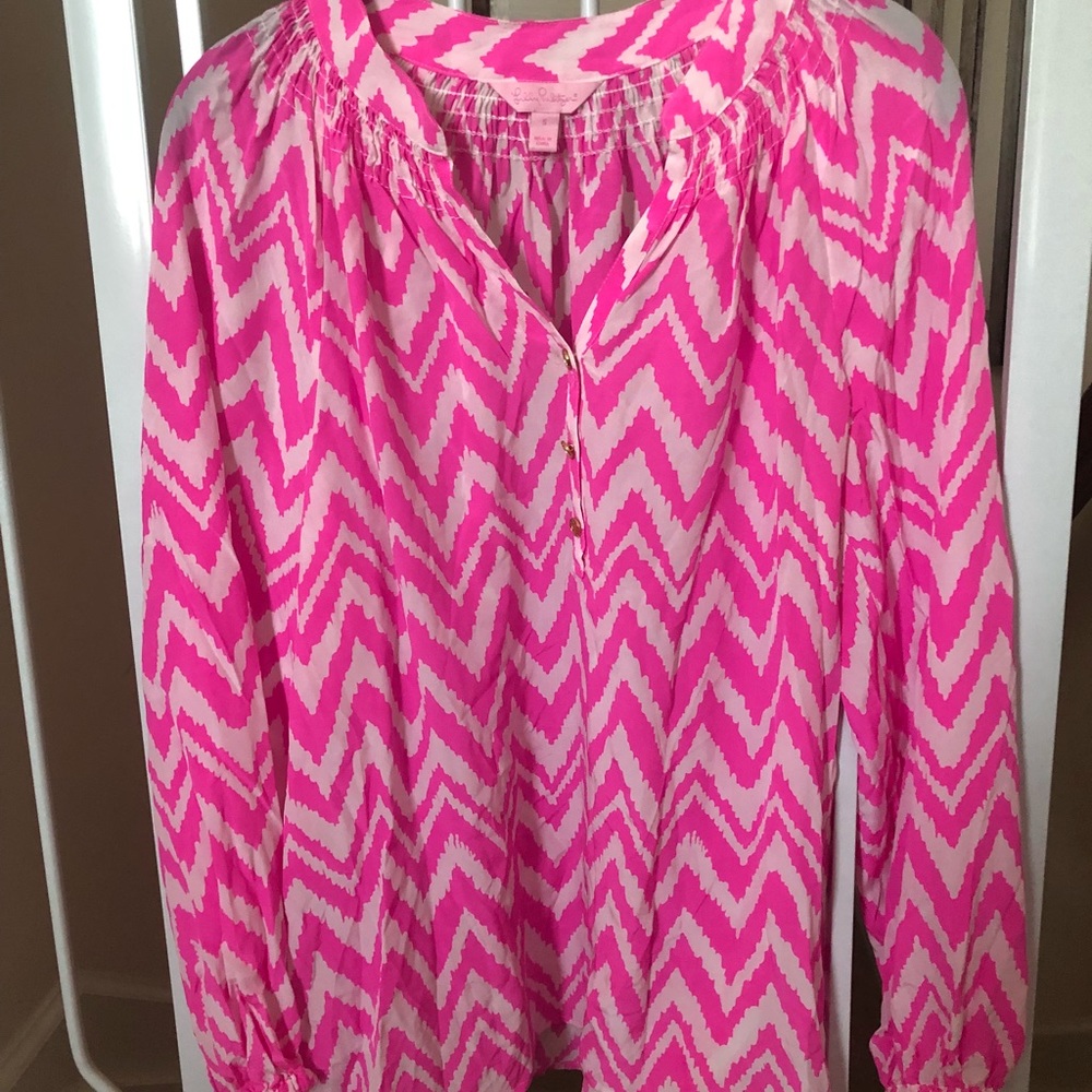 Nwot silk Lilly Elsa top, small